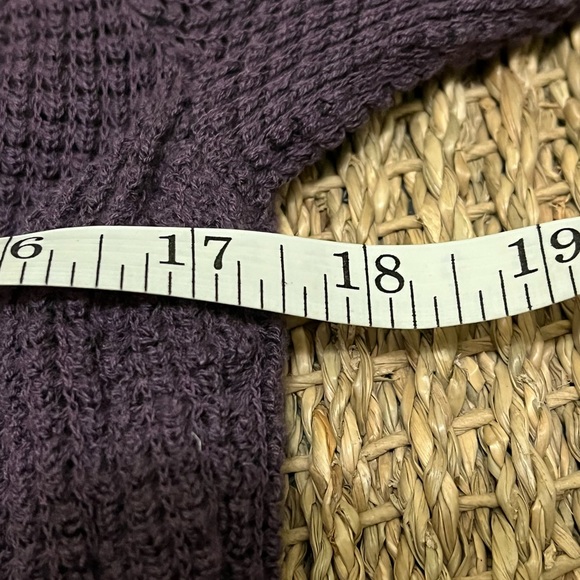 EUC EXPRESS Purple Loose Knit Top with Adjustable Side Rushing - Picture 8 of 8